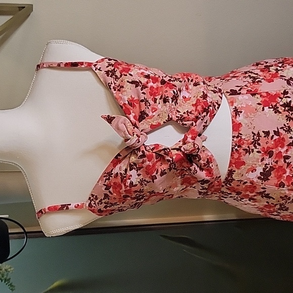 WAYF Pink Floral Tie-Front Cutout Dress - Picture 4 of 12